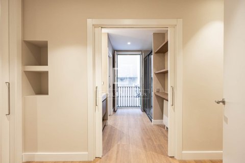 Huoneisto myytävänä Barcelona, Espanja, 4 makuuhuonetta, 204 m2 No. 192715 - kuva 23