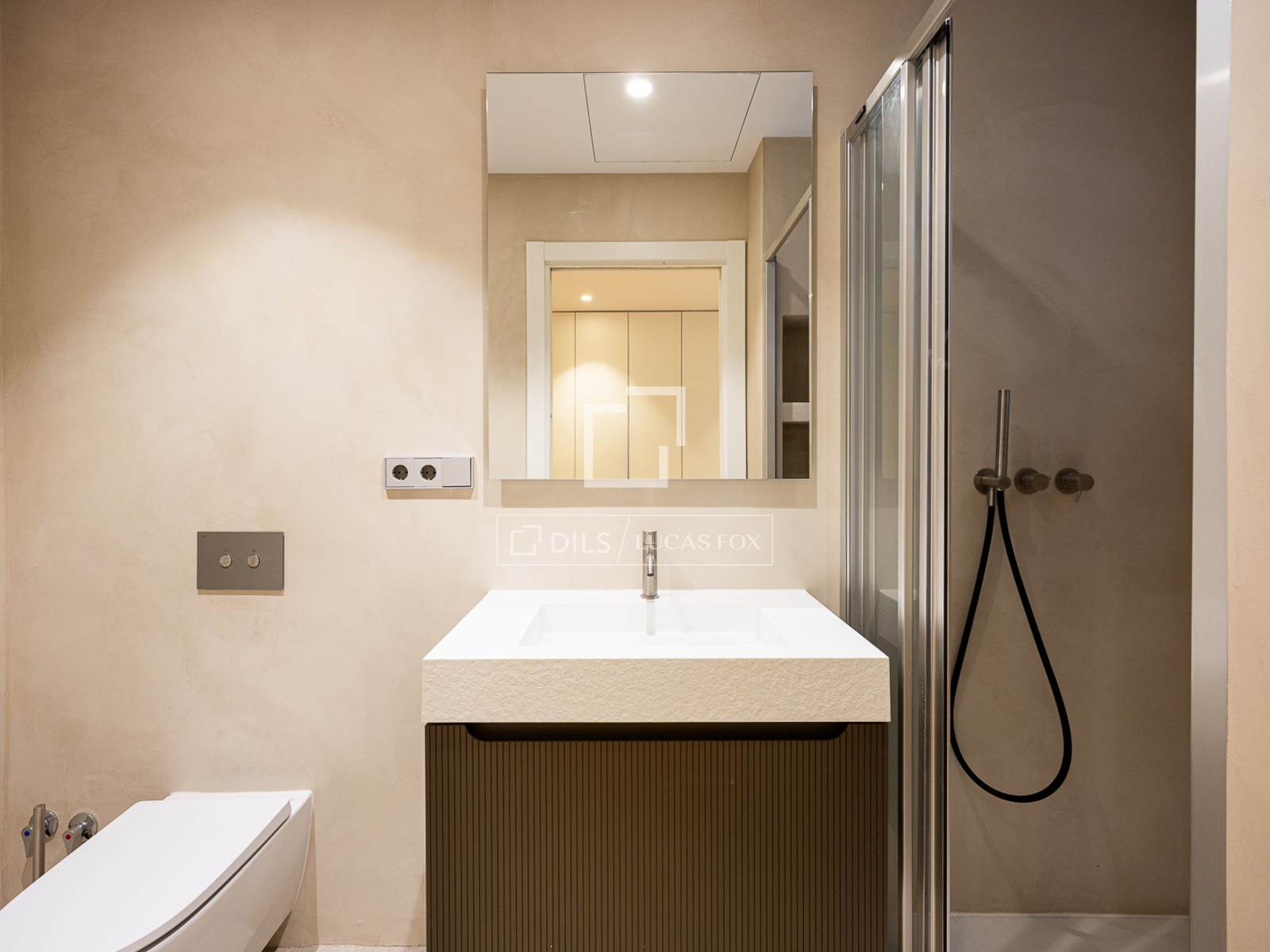 Apartment à Barcelona, Espagne 4 chambres, 204 m2 No. 192715