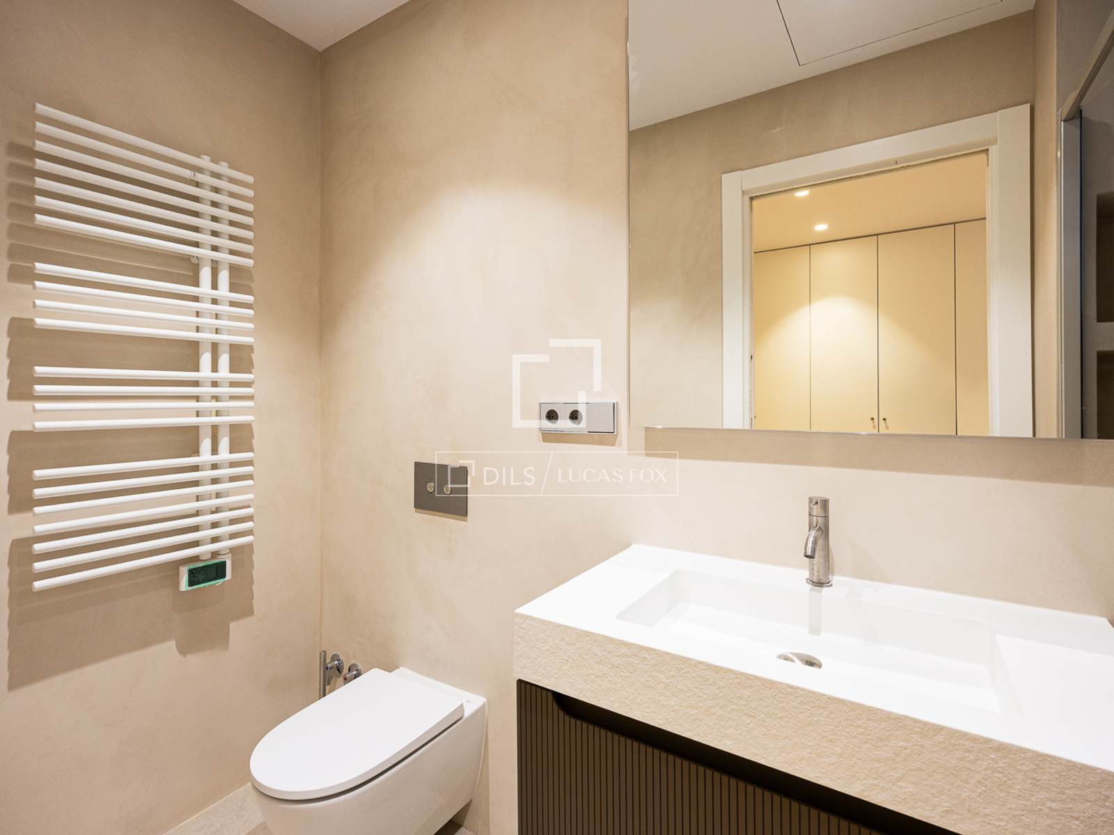 Apartment à Barcelona, Espagne 4 chambres, 204 m2 No. 192715