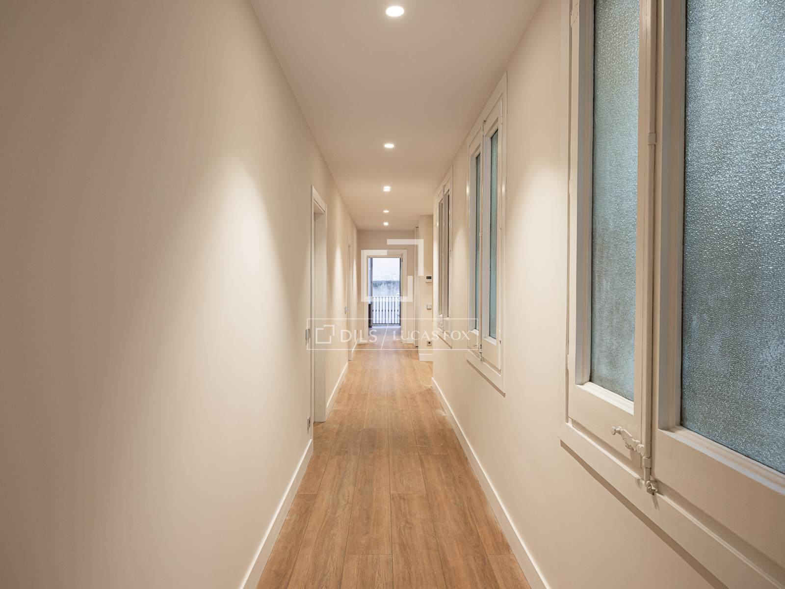 Apartment à Barcelona, Espagne 4 chambres, 204 m2 No. 192715