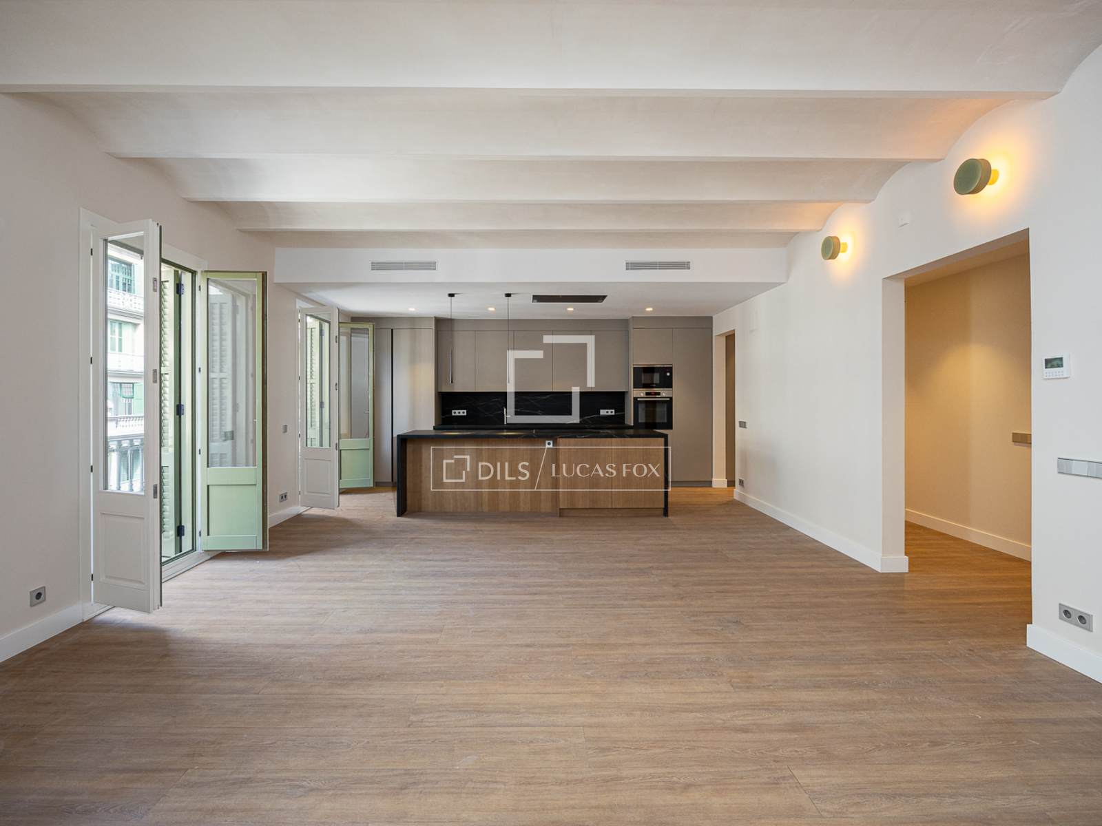 Apartment à Barcelona, Espagne 4 chambres, 204 m2 No. 192715