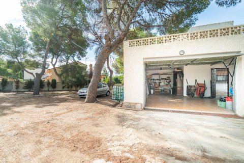 Huvila myytävänä Pinar De Campoverde, Alicante, Espanja, 4 makuuhuonetta, 171 m2 No. 138369 - kuva 25
