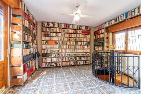 Huvila myytävänä Pinar De Campoverde, Alicante, Espanja, 4 makuuhuonetta, 171 m2 No. 138369 - kuva 18