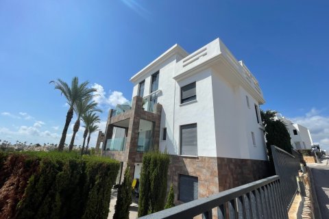 Villetta a schiera in vendita Alicante, Spagna 3 camere da letto, 97 mq. N° 138368 - foto 24