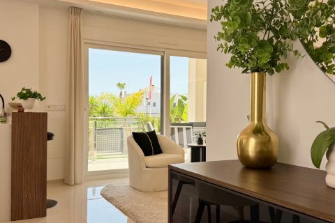 Huoneisto myytävänä Ciudad Quesada, Alicante, Espanja, 2 makuuhuonetta, 79 m2 No. 190158 - kuva 7