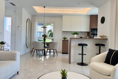 Huoneisto myytävänä Ciudad Quesada, Alicante, Espanja, 2 makuuhuonetta, 79 m2 No. 190158 - kuva 13