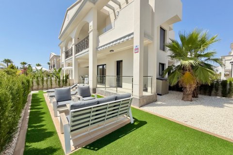 Huoneisto myytävänä Ciudad Quesada, Alicante, Espanja, 2 makuuhuonetta, 79 m2 No. 190158 - kuva 2