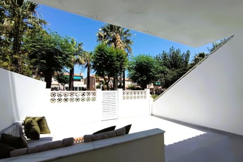 Bungalow w Alicante, Hiszpania 2 sypialnie, 70 mkw. nr 190161 – zdjęcie 25