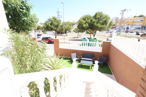 Villa zum Verkauf in Alicante, Spanien 3 Schlafzimmer, 86 m2 Nr. 190162 - Foto 19