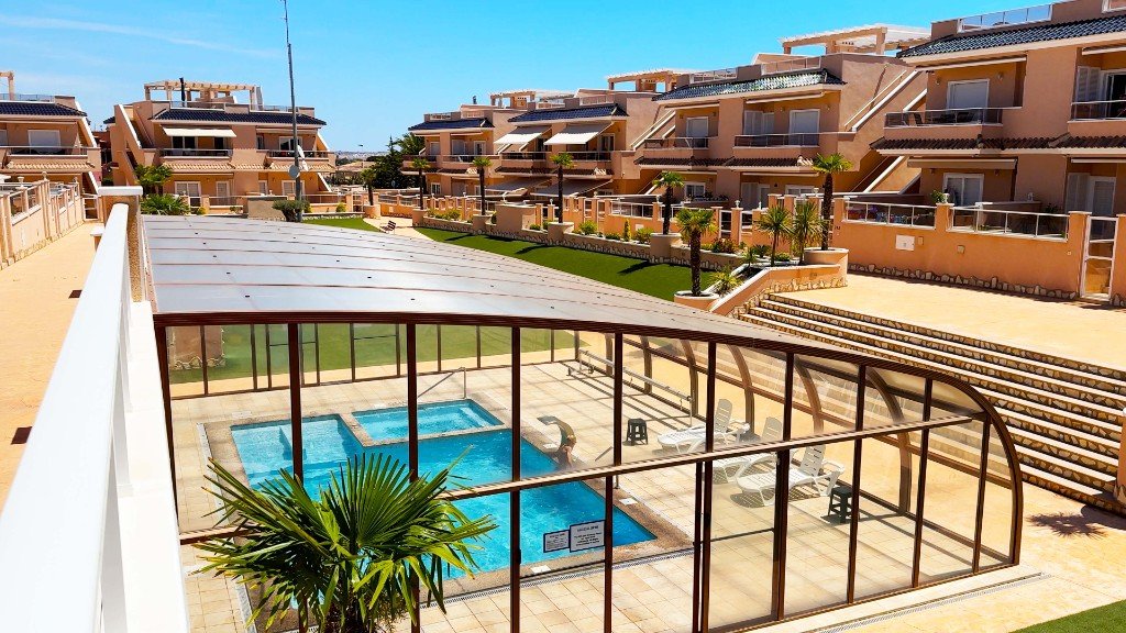 Apartment in Punta Prima, Alicante, Spain 2 bedrooms, 70 sq.m. No. 145245