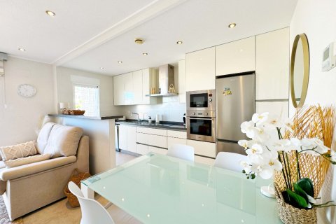 Appartamento in affitto a Punta Prima, Alicante, Spagna 2 camere da letto, 70 mq. N° 145245 - foto 13