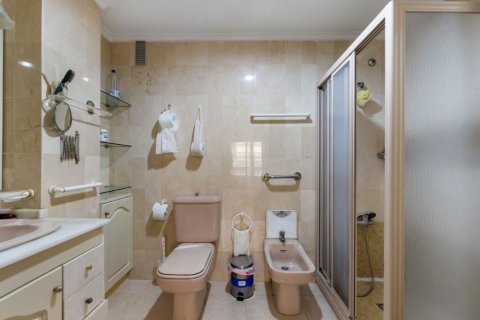 Wohnung zum Verkauf in Torrevieja, Alicante, Spanien 4 Schlafzimmer, 152 m2 Nr. 145248 - Foto 17