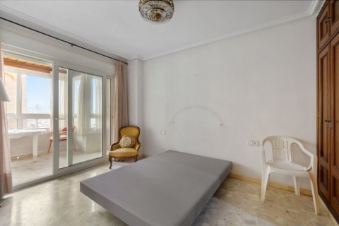 Wohnung zum Verkauf in Torrevieja, Alicante, Spanien 4 Schlafzimmer, 152 m2 Nr. 145248 - Foto 12