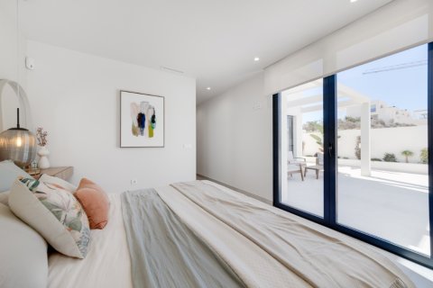 Villa for sale in Ciudad Quesada, Alicante, Spain 2 bedrooms, 101 sq.m. No. 145246 - photo 11