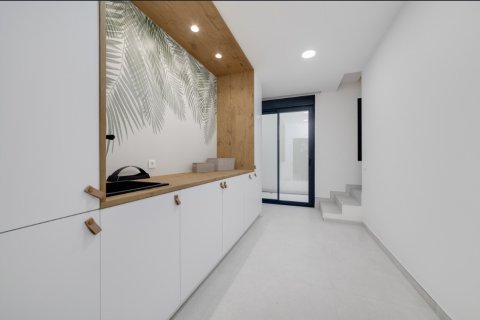 Villa for sale in Ciudad Quesada, Alicante, Spain 2 bedrooms, 101 sq.m. No. 145246 - photo 16