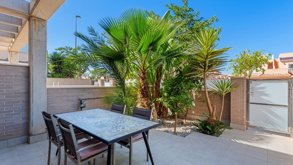 Townhouse in Torre de la Horadada, Alicante, Spain 3 bedrooms, 87 sq.m. No. 145247