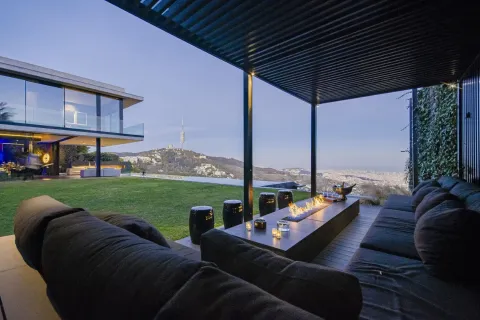 Продажа дома в Барселона, Испания 7 спален, 1450м2 №141101 - фото 3