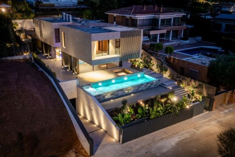 Hus till salu i Teia, Barcelona, Spanien 5 sovrum, 594 kvm. Nr. 141095 - foto 18