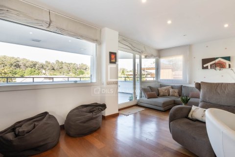 Villa for sale in Sant Cugat Del Valles, Barcelona, Spain 6 bedrooms, 638 sq.m. No. 150406 - photo 8