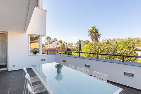 Villa for sale in Sant Cugat Del Valles, Barcelona, Spain 6 bedrooms, 638 sq.m. No. 150406 - photo 10