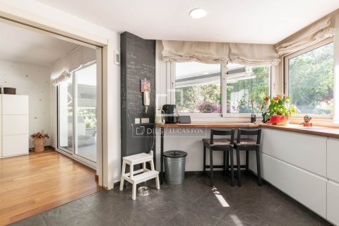 Villa for sale in Sant Cugat Del Valles, Barcelona, Spain 6 bedrooms, 638 sq.m. No. 150406 - photo 14