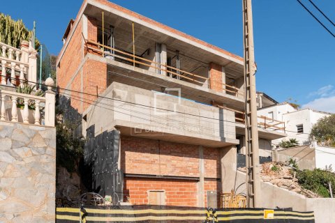 Villa in vendita a Castelldefels, Barcelona, Spagna 4 camere da letto, 440 mq. N° 150408 - foto 14