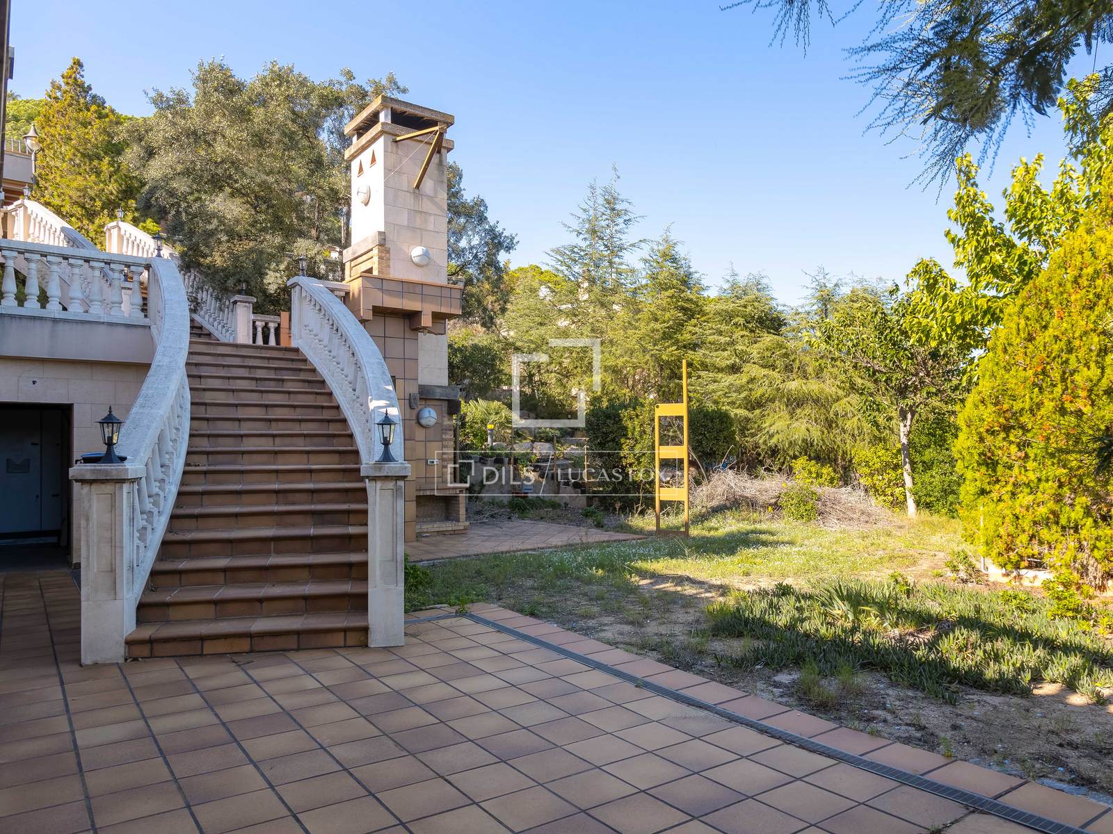 Villa a Alella, Barcelona, Spagna 3 camere da letto, 842 mq. N° 150411