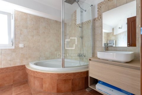 Villa for sale in Alella, Barcelona, Spain 3 bedrooms, 842 sq.m. No. 150411 - photo 30