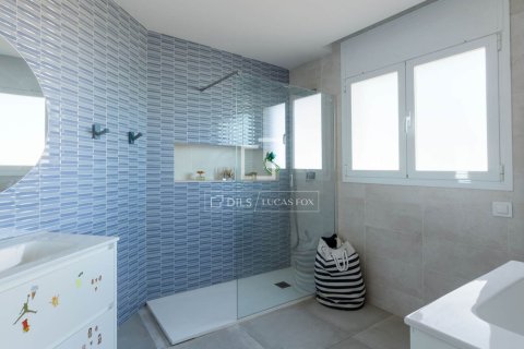 Villa for sale in Alella, Barcelona, Spain 3 bedrooms, 842 sq.m. No. 150411 - photo 26