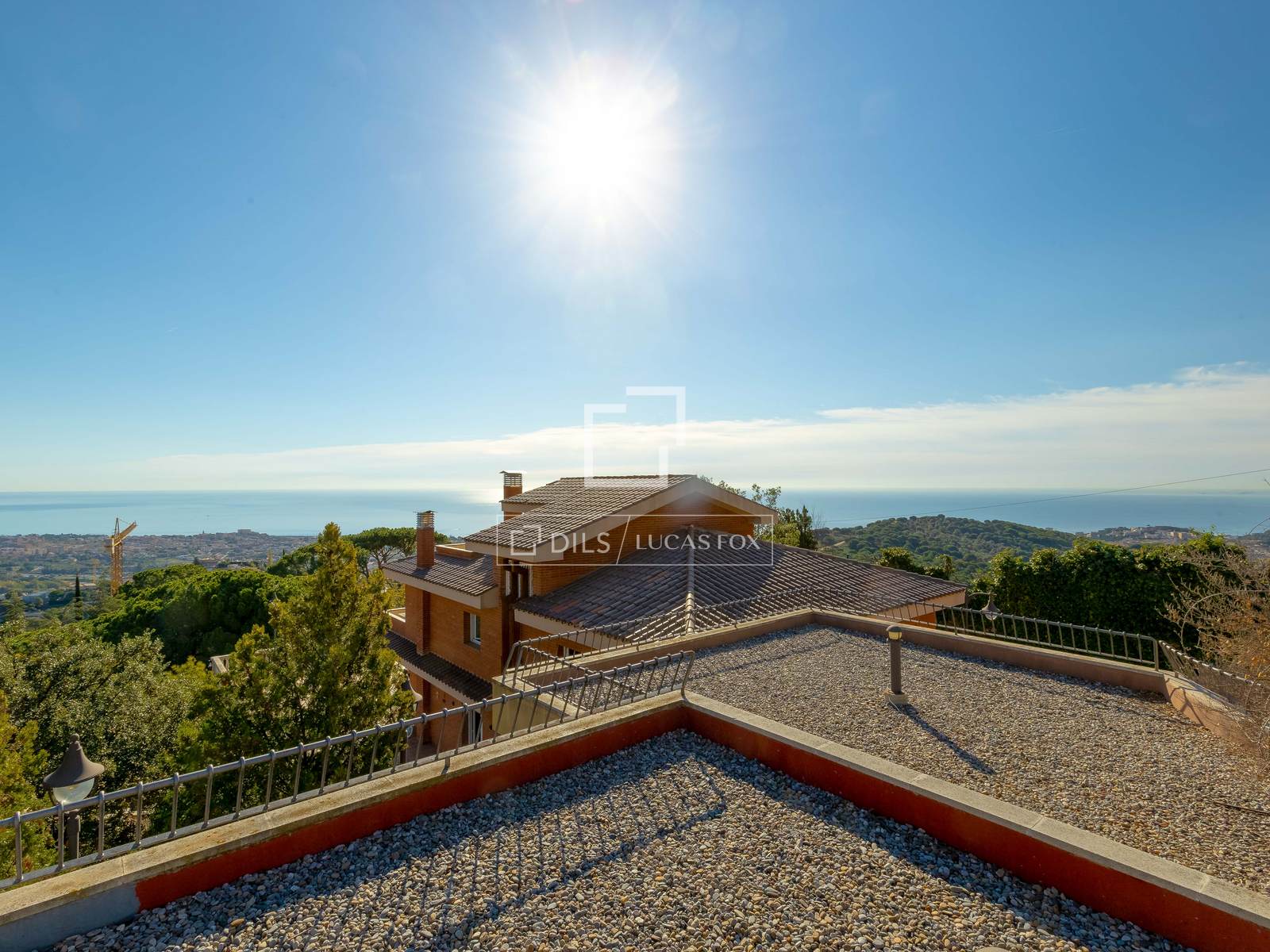 Villa a Alella, Barcelona, Spagna 3 camere da letto, 842 mq. N° 150411