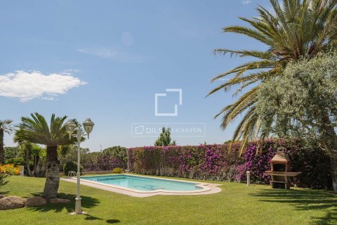 Villa for sale in Vilassar de Dalt, Barcelona, Spain 7 bedrooms, 775 sq.m. No. 150405 - photo 10