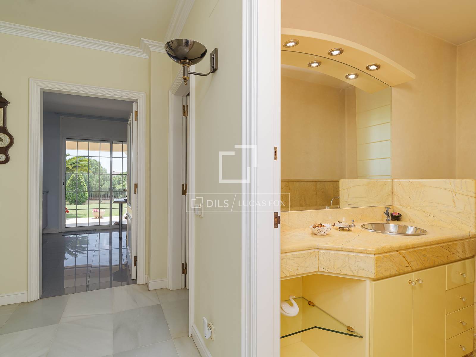 Villa i Vilassar de Dalt, Barcelona, Spanien 7 sovrum, 775 kvm. Nr. 150405