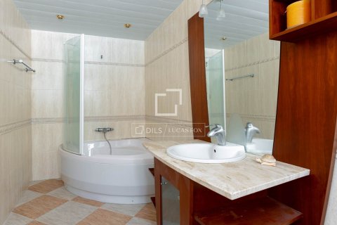 Villa for sale in Premia De Dalt, Barcelona, Spain 5 bedrooms, 495 sq.m. No. 150407 - photo 19