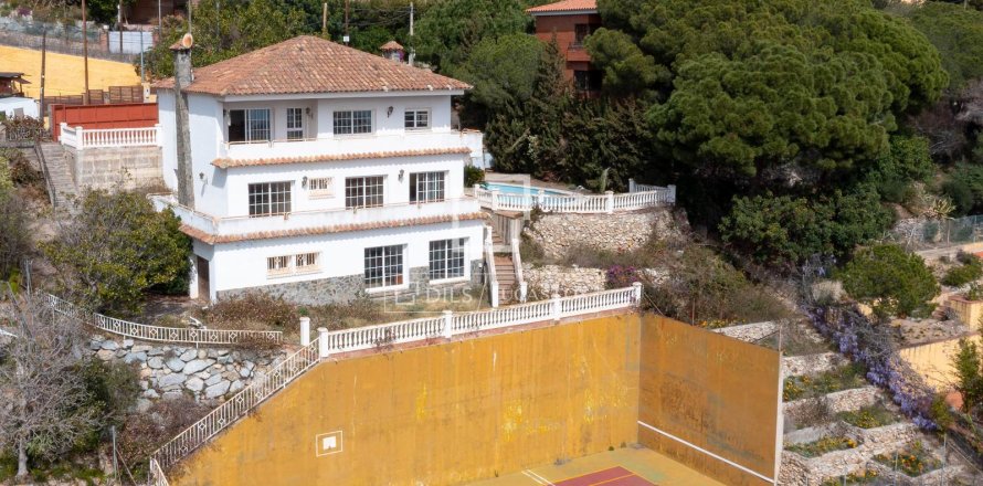 Villa à Premia De Dalt, Barcelona, Espagne 5 chambres, 495 m2 No. 150407