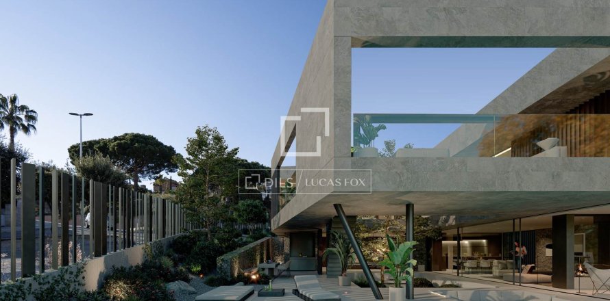 Villa in Teia, Barcelona, Spain 5 bedrooms, 589 sq.m. No. 150410