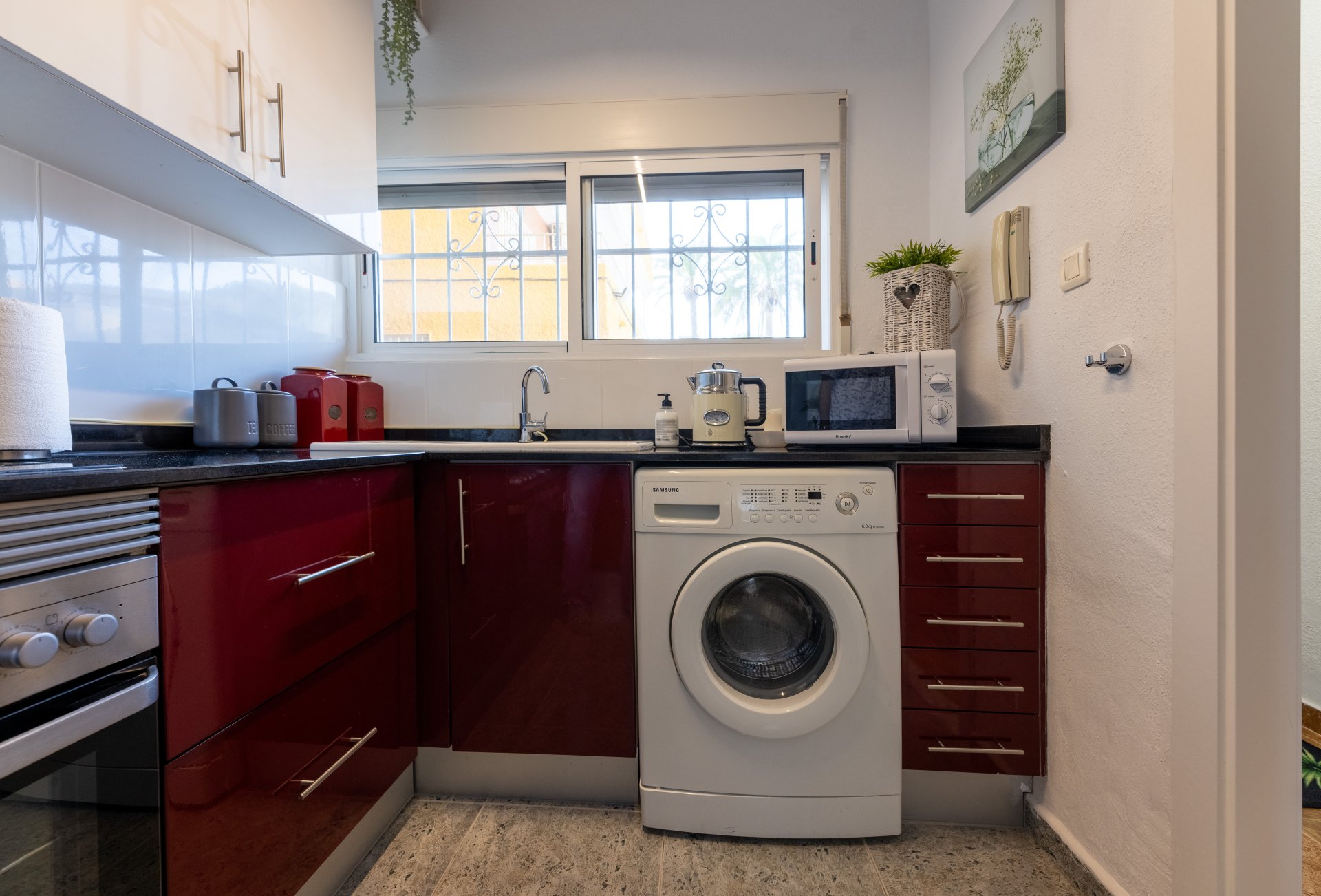 Apartamento en Punta Prima, Alicante, España 2 dormitorios, 85 m2 No. 183569