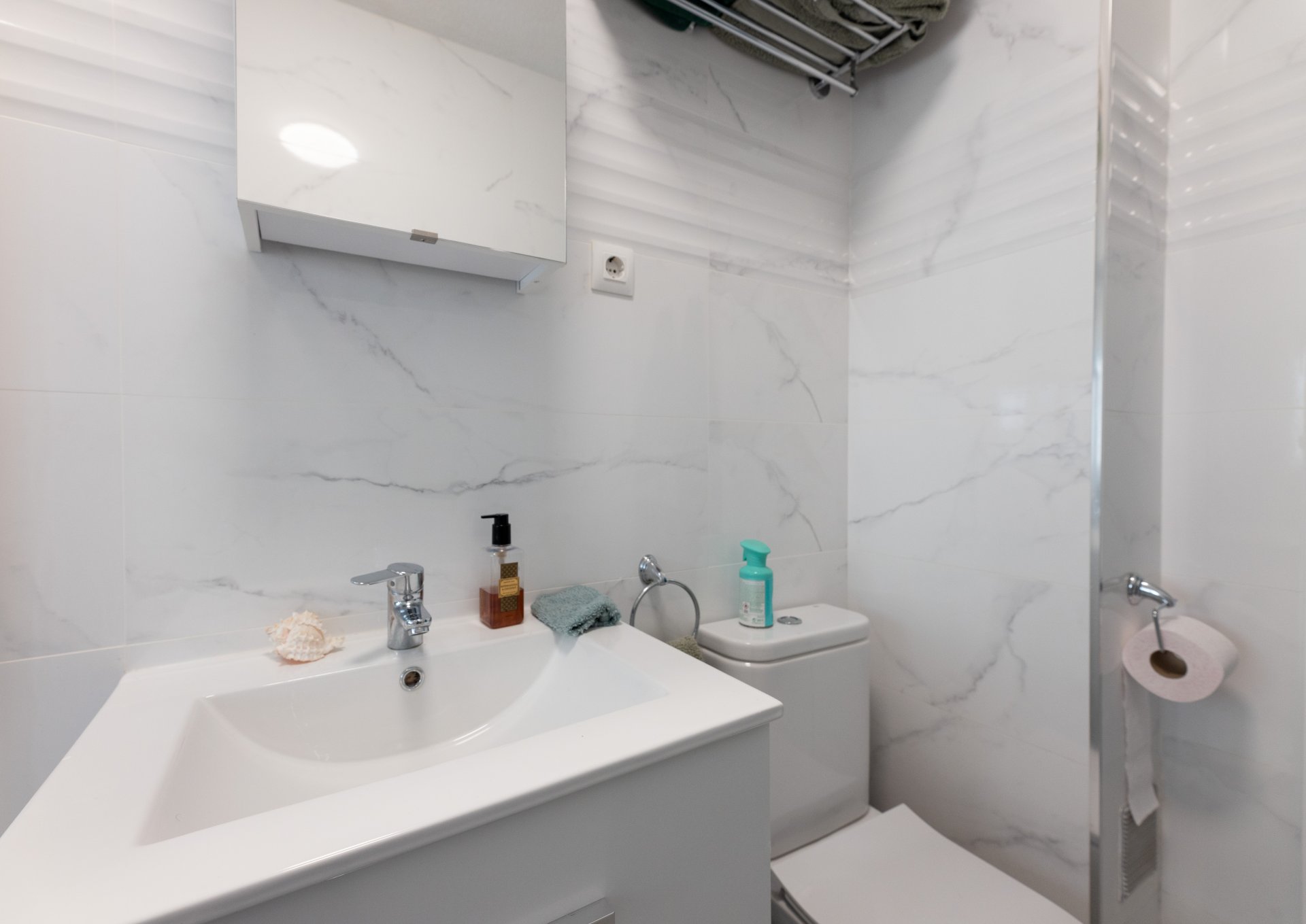 Apartamento en Punta Prima, Alicante, España 2 dormitorios, 85 m2 No. 183569