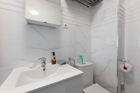Dzīvoklis pārdošanā Punta Prima, Alicante, Spānijā 2 istabas, 85 m2 Nr. 183569 - attēls 16