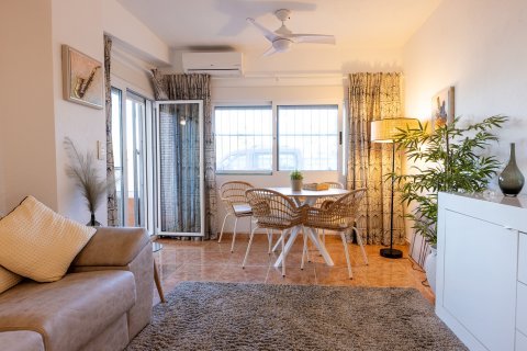 Appartamento a Punta Prima, Alicante, Spagna 2 camere da letto, 85 mq. N° 183569