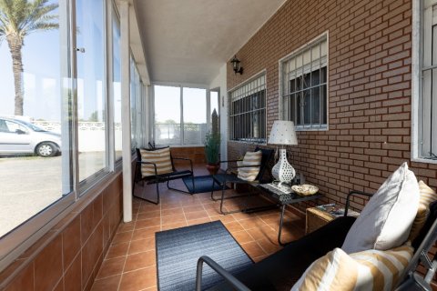 Dzīvoklis pārdošanā Punta Prima, Alicante, Spānijā 2 istabas, 85 m2 Nr. 183569 - attēls 10