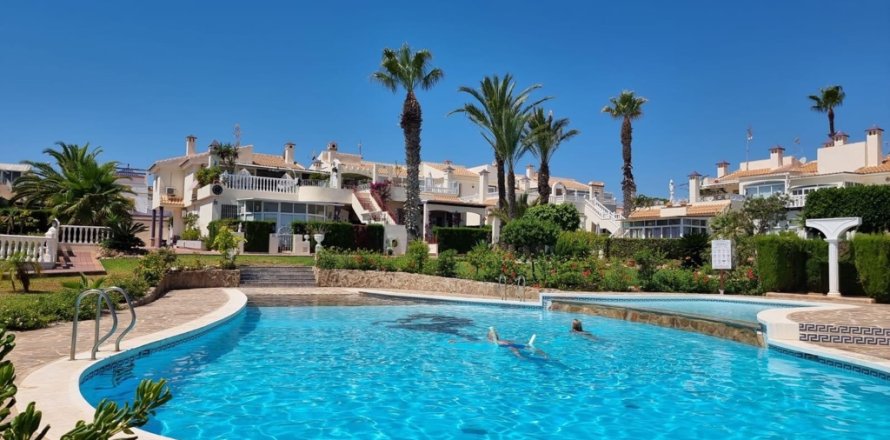 Wohnung in Torrevieja, Alicante, Spanien 2 Schlafzimmer, 68 m2 Nr. 183574