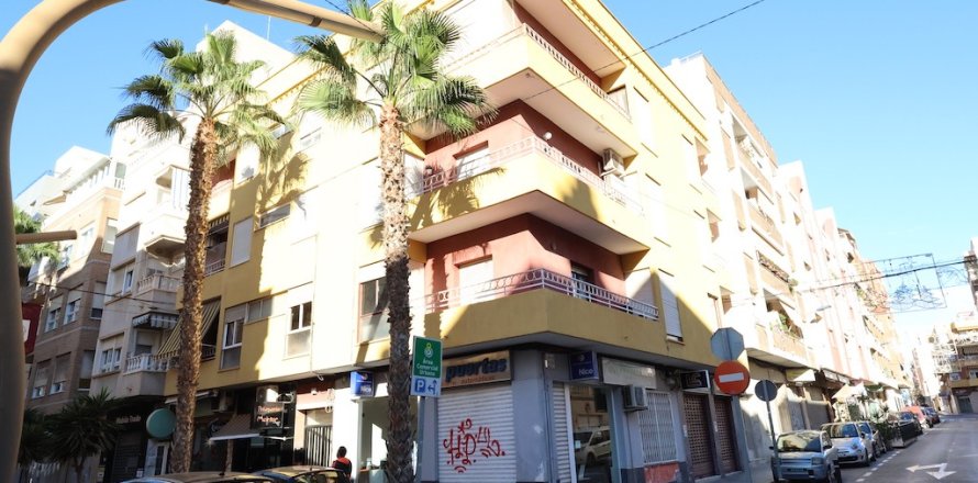 Wohnung in Torrevieja, Alicante, Spanien 3 Schlafzimmer, 90 m2 Nr. 183571