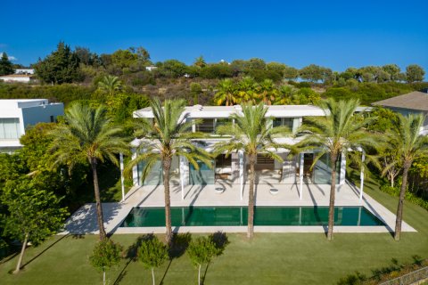 Villa for sale in Casares, Malaga, Spain 5 bedrooms, 713 sq.m. No. 174002 - photo 5
