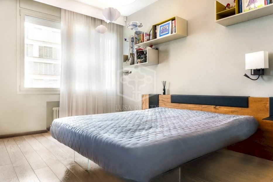 Appartamento a Barcelona, Spagna 4 camere da letto, 325 mq. N° 78276
