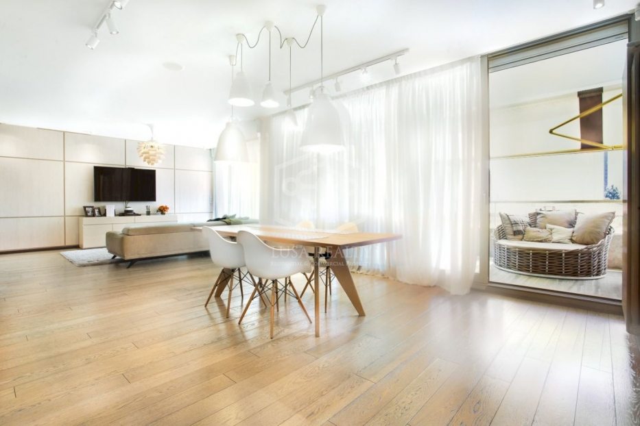 Appartamento a Barcelona, Spagna 4 camere da letto, 325 mq. N° 78276