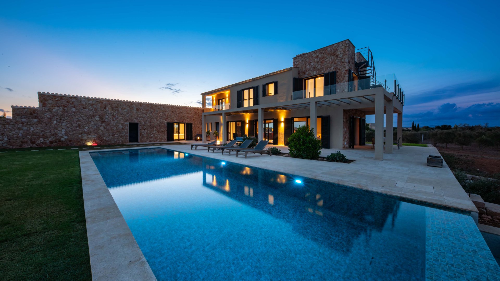 Finca a Ses Salines, Mallorca, Spagna 5 camere da letto, 423 mq. N° 138346