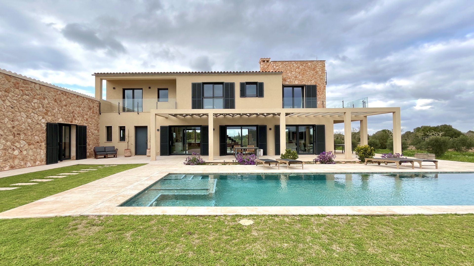 Finca a Ses Salines, Mallorca, Spagna 5 camere da letto, 423 mq. N° 138346