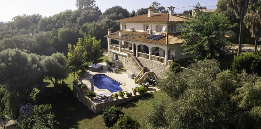 Villa L'Aranjassa, Mallorca, Spagna 4 camere da letto, 488 mq. N° 138349