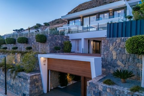 Villa for sale in Finestrat, Alicante, Spain 7 bedrooms, 657 sq.m. No. 165548 - photo 2