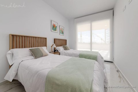 Lägenhet till salu Torrevieja, Alicante, Spanien 2 sovrum, 77 kvm. Nr. 132993 - foto 11